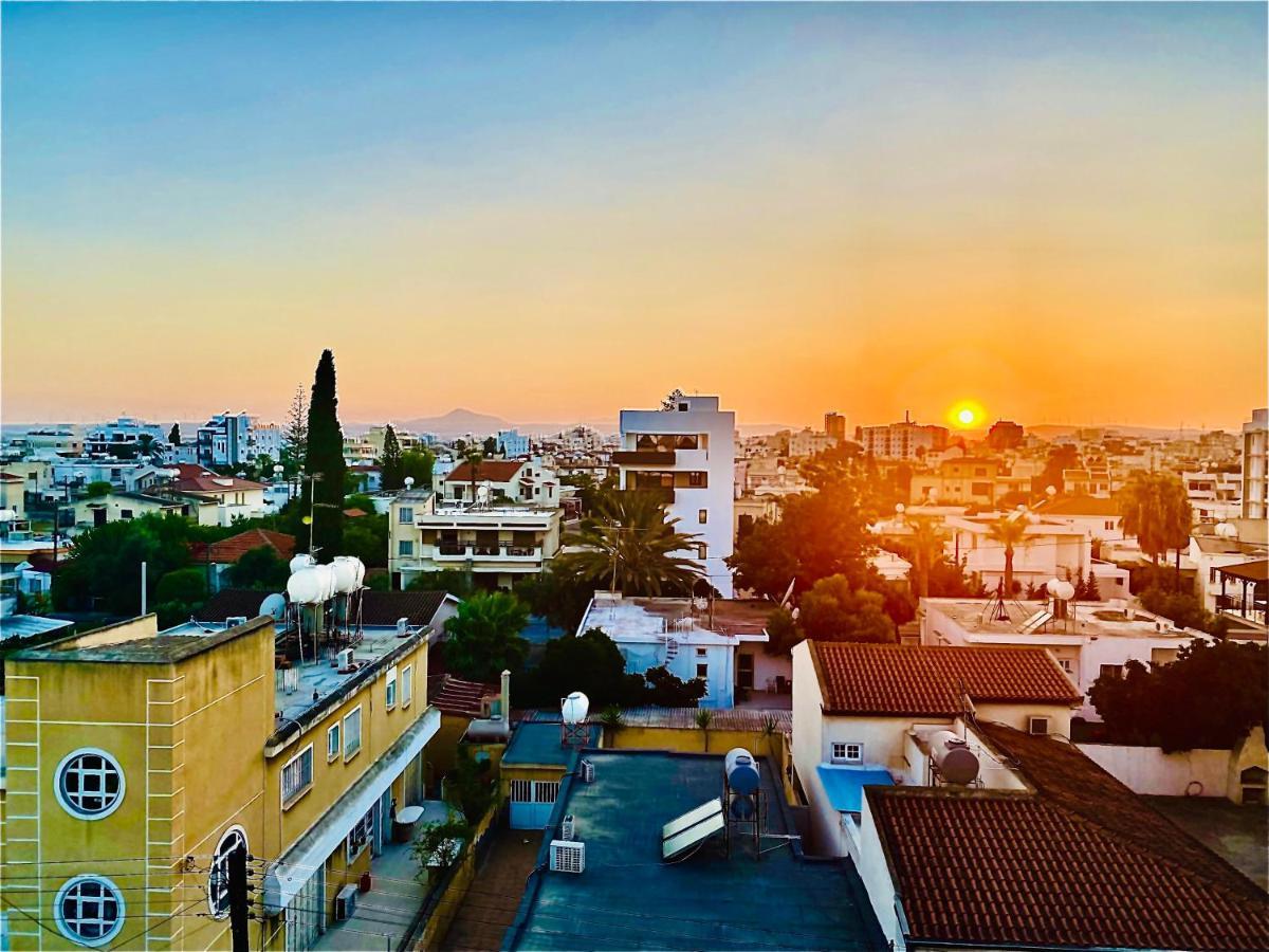 Appartamento The Penthouse 401 Larnaca Esterno foto